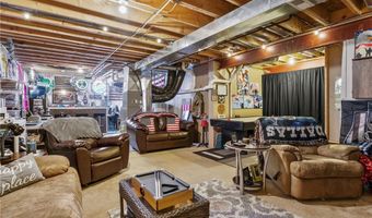 111 Aegean Ave, Amherst, NY 14228