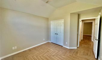 6 Roessler Ln, Bella Vista, AR 72715