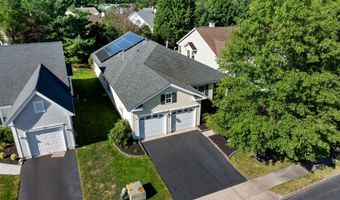 15 Five Bridges Ct, Barnegat, NJ 08005