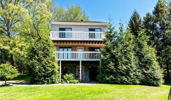 25 Spanker St, Jamestown, RI 02835