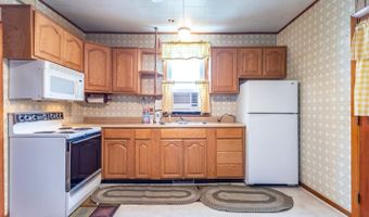 12 Alvina St, Batesville, IN 47006