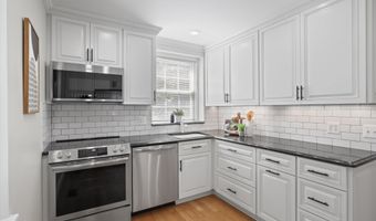 2942 S COLUMBUS St A1, Arlington, VA 22206