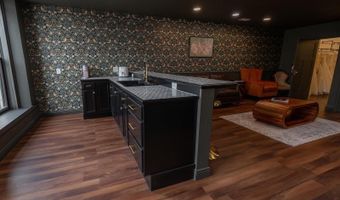 130 W Main, Batesville, AR 72501