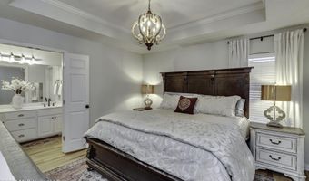 317 Greensboro Dr, Brandon, MS 39047