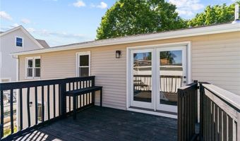 17 Auburn Ave, Johnston, RI 02919