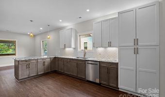 102 Clingman Ave, Asheville, NC 28801