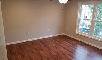 161 E Wyoming Ave, Absecon, NJ 08201