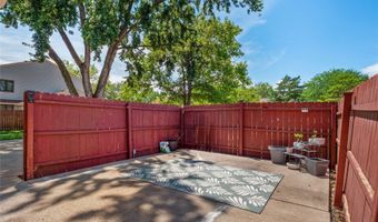 983 10th Ave NW, Altoona, IA 50009