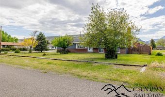 2235 Gentle St, Cody, WY 82414