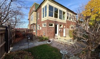 1852 Chew St, Allentown, PA 18104