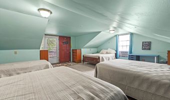 42 Brewster Rd, Barnstead, NH 03225