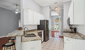 8217 THORNE Dr, Bartlett, TN 38002