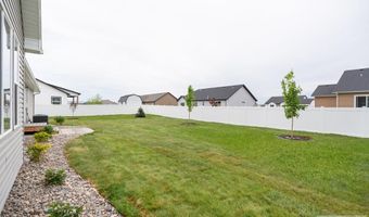 1476 47th St, Ammon, ID 83406