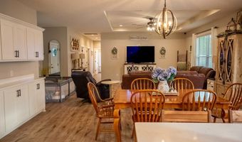 486 Old Blackshear Rd, Baxley, GA 31513