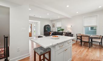 1804 N CLEVELAND St, Arlington, VA 22201