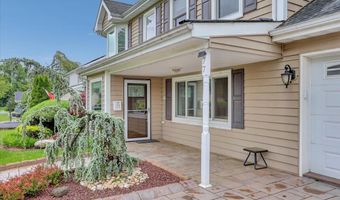 77 Warren Dr, Aberdeen, NJ 07747