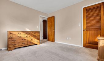 501 Cable Ave, Beachwood, NJ 08722