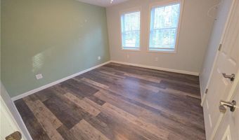 302 Chopmist Hill Rd, Glocester, RI 02814