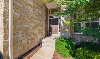 519 Triton Way Dr, Ballwin, MO 63011