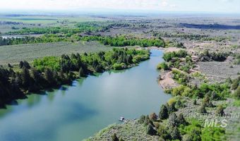 1555 Sadorus Hill Rd, Ashton, ID 83420