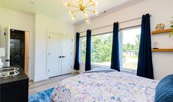 10901 Old Fashion Dr, Bentonville, AR 72713