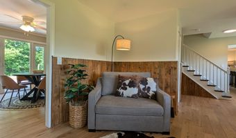 154 West St, Barton, VT 05822