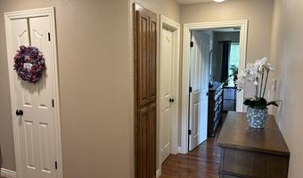 1103 Chicory Ln, Aurora, MO 65605
