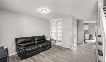 1107 Rosewood Dr, Altoona, IA 50009