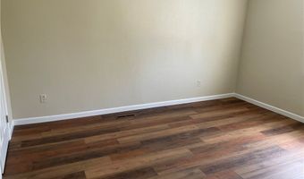 110 Liberty St, Amsterdam, OH 43908