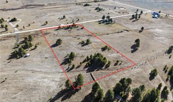 10201 Packsaddle Rd, Cascade, ID 83611