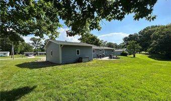 784 Robinhood Dr, Aurora, OH 44202