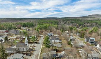 19 Church St, Alton, NH 03809