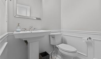 207 Monterey Ct, Adams Twp., PA 16046