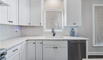 1696 OVERHILL Ct, Auburn, AL 36830