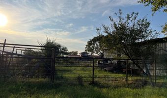 2452 S Carr Pen Rd, Atoka, OK 74525