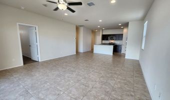 1058 W CHIMES TOWER Dr, Casa Grande, AZ 85122