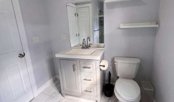 793 Pond St, Bridgeport, CT 06606