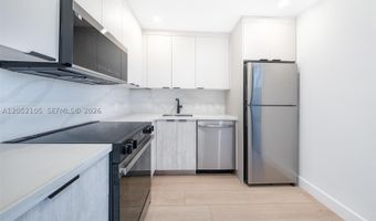 20400 W Country Club Dr 610, Aventura, FL 33180