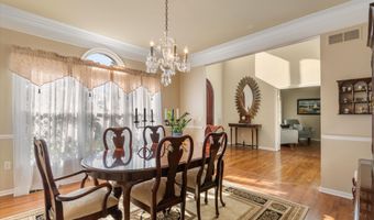 1717 Cedar Ln, Ann Arbor, MI 48105