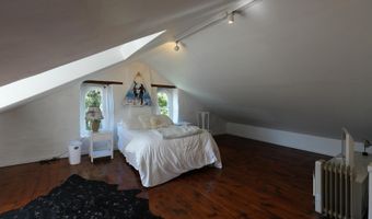 2571 HILL Rd, Reading, PA 19606