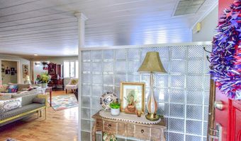 7 Valley Rd, Arkansas City, KS 67005