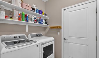 1617 12th St SE, Altoona, IA 50009