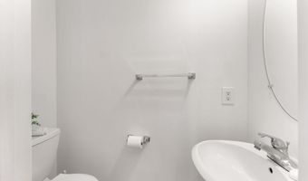 10404 GLEN SPRING Ln, Bowie, MD 20720