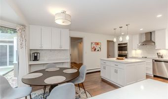 7 White Birch Rd, Cranston, RI 02920