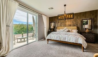 10313 Jade Point Dr, Las Vegas, NV 89135