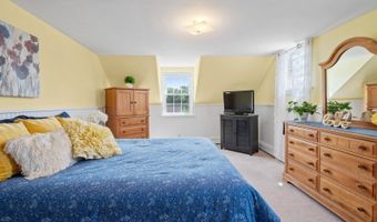 71 Reservoir Ave, Andover, NJ 07801