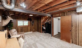713 10th Ave NW, Altoona, IA 50009