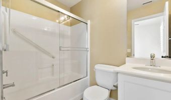 2337 Douglaston Gln, Escondido, CA 92026