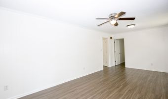 901 Glendale Dr, Aberdeen, NC 28315