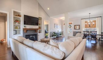 8691 Drakes Blvd, Bowling Green, KY 42122